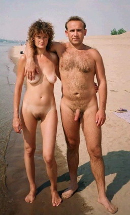 Nudist and real amateur nude couples at
